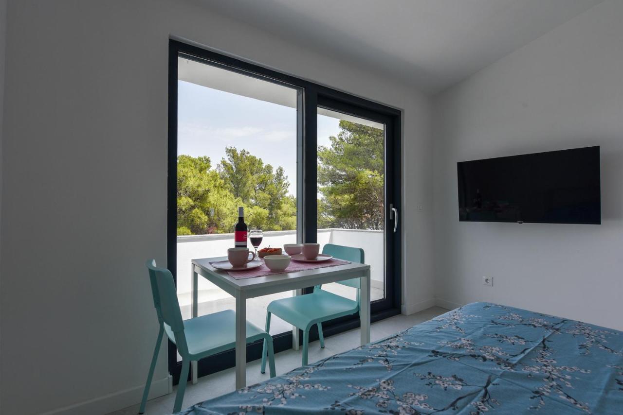 Lazaneo Seafront Apartments, ييلسا المظهر الخارجي الصورة