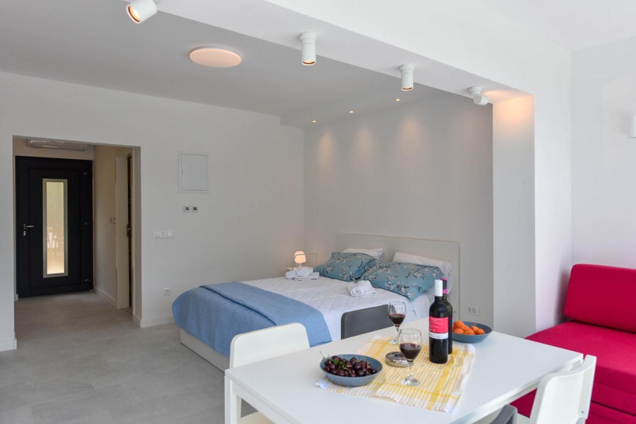 Lazaneo Seafront Apartments, ييلسا المظهر الخارجي الصورة