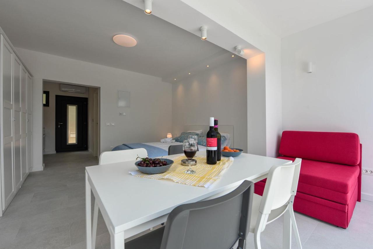 Lazaneo Seafront Apartments, ييلسا المظهر الخارجي الصورة